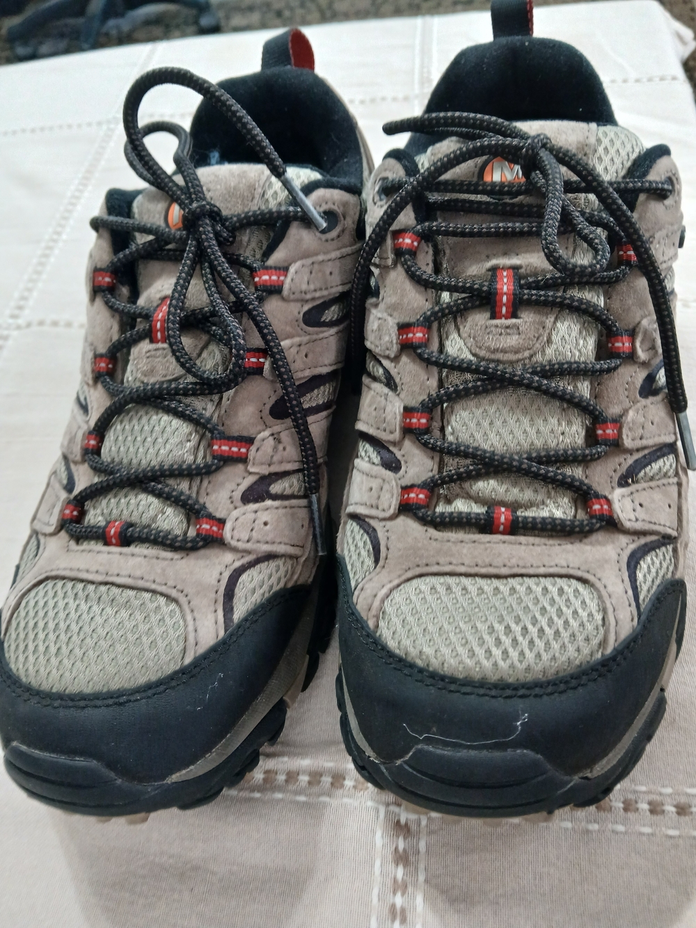 Merrell Men's Beige and Black Trail Hiking Shoes